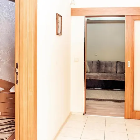 Апартамент явор *