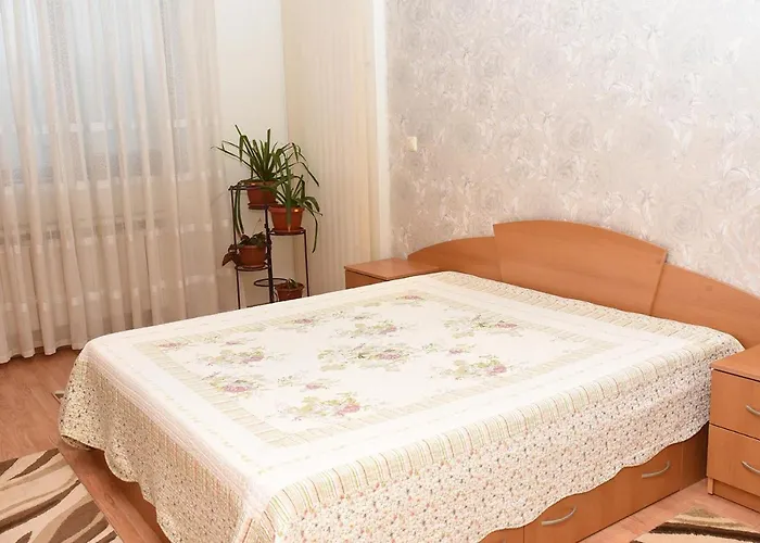 явор Appartamento *